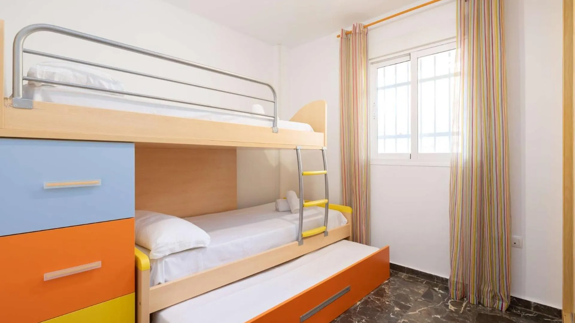 Sunrise Apartment Fuengirola Spanje